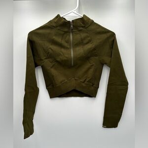Chic Olive Green compression 3/4 zip long sleeve workout top cropped